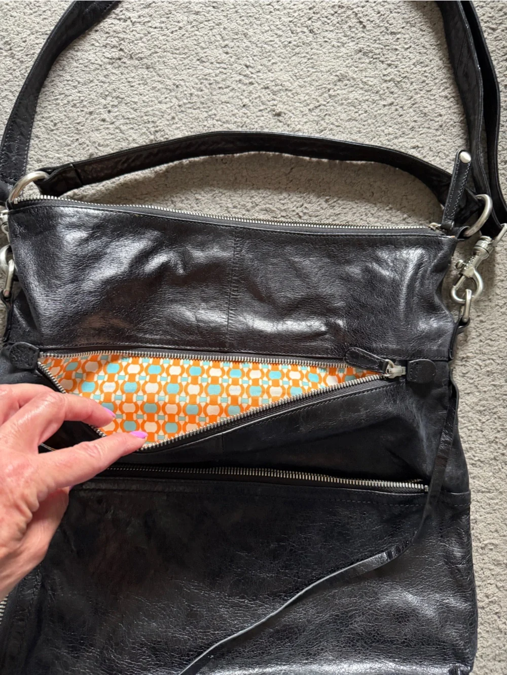 HOBO Black Leather Crossbody Bag with Silver Hardware - Picture 4 of 10